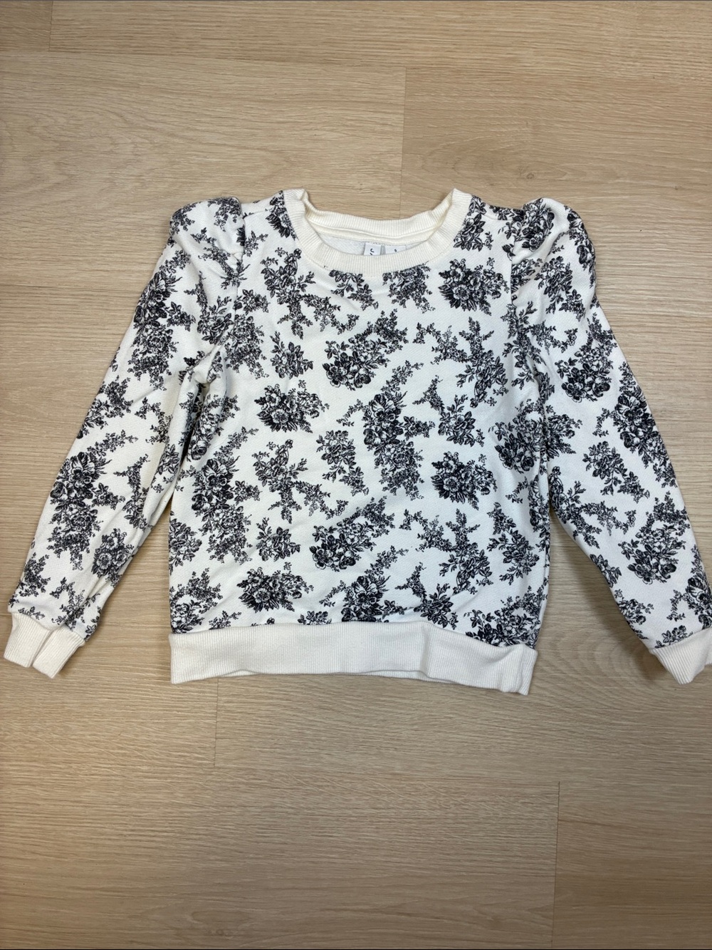 Janie and Jack Girl’s 5T Cream Floral Print Crewneck Sweatshirt